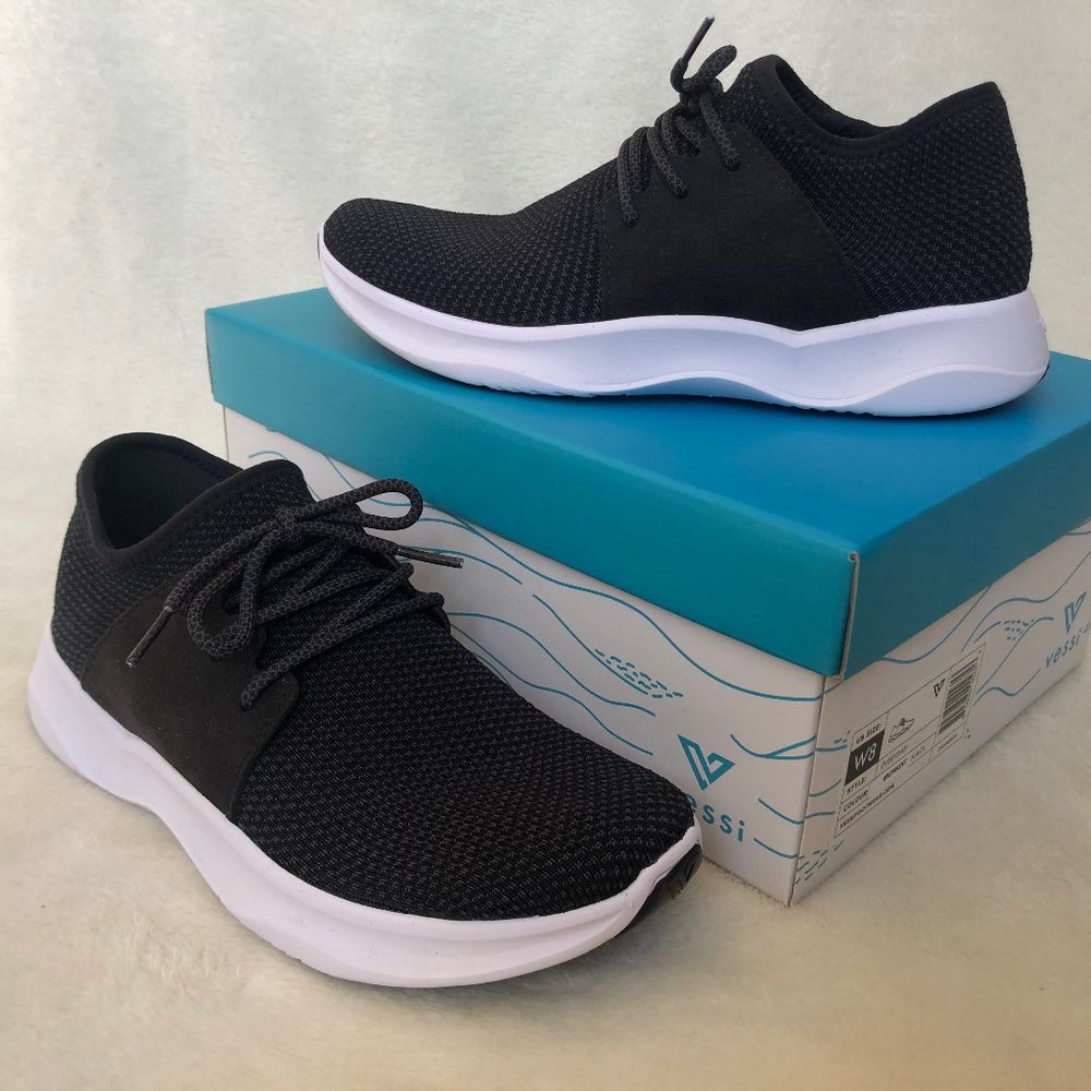 NEW Vessi Waterproof Everyday Midnight Black Size8